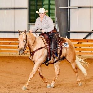 Meet your Posher, Michelle